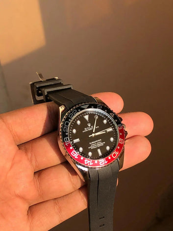 ROLEX Water Resistant Watch With GMT Style Date & Rubber Strap